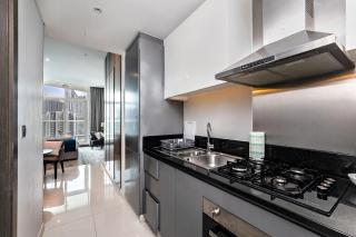 Studio Apartments with City View at DAMAC Maison Prive - 5