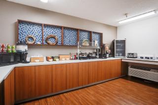 Country Inn & Suites by Radisson, Savannah Southside - Savannah - 2