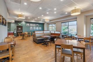 Drury Plaza Hotel Denver Central Park - 5