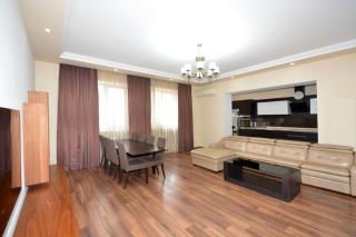Aram street, 2 bedrooms Beautiful and Spacious apartment DI888 - 2