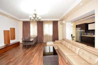 Aram street, 2 bedrooms Beautiful and Spacious apartment DI888 - 9
