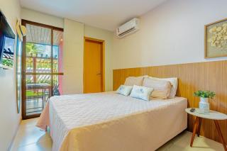 IT111 Lindo Apartamento Pé na Areia com 2 Suítes - 1
