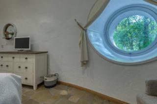 The Warren - Hobbit House and Hot Tub at Loch Tay - 1