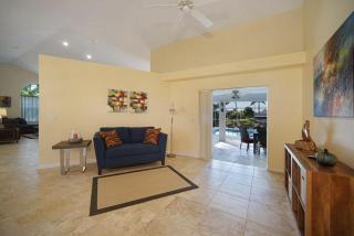 Amazing 4 bedroom waterfront villa with gulf access - 3