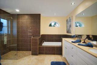 Amazing 4 bedroom waterfront villa with gulf access - 1