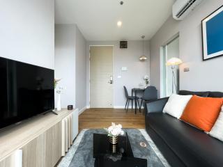 Prime Sukhumvit Stay 1 BR - Fast WiFi - BTS Udomsuk - 8