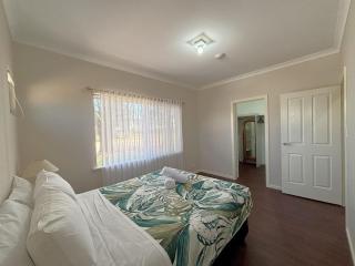 Stewarts House - Esperance - 5