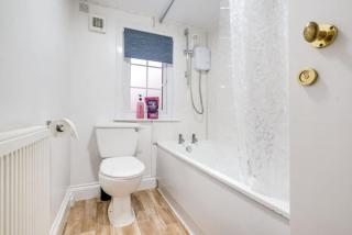 Long term Luxurious 1 bed flat - 4