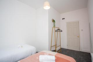 Spacious 3BR Home - Contractors & Groups - Parking - Newcastle upon Tyne - 3