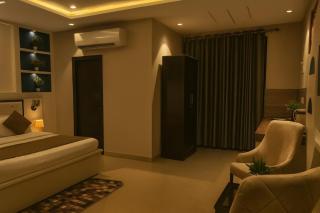 Tata Vista Resort, Vrindavan - #big swimming pool #luxury rooms #gardens #playing zone #away from city hustle # BY ELEGANCE GROUP# - 4