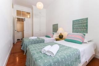 Dom Dinis Terrace - Lisbona - 8