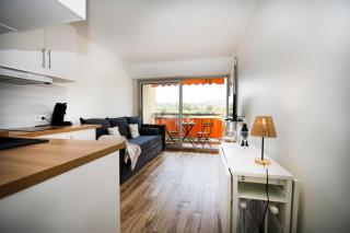 Cocoon Standing Presta - 2