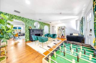 3BR Near Peanut Island | Events, Grill & Games - 1