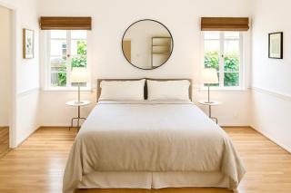Enchanting Gated Hollywood Hills Oasis with Tranquil Treet-Top Views, Outdoor Living Room and Patio, Magical Zen Garden, Plus Free Garage in LA's Most Desirable Central Serene Area, Sleeps 6 - 1