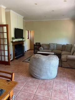 Butterfly Villa - Clarens - 2