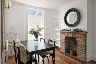 Long Stays - Charming 2BR Cottage - Windsor Castle - Free Parking - Windsor - 0