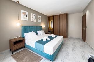 Luxury Apartment with Private Patio & City Charm - 4