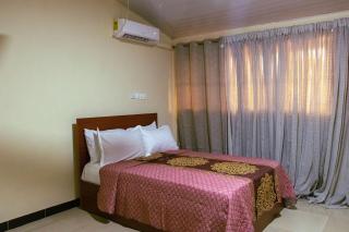 Chez Tina Guest House and Event Centre - New Weija - 0