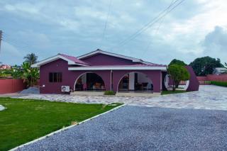 Chez Tina Guest House and Event Centre - New Weija - 9