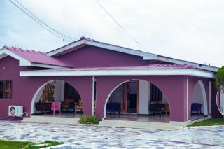 Chez Tina Guest House and Event Centre - New Weija - 3