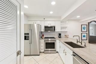 HP 23W Calypso Crossing by 30A Escapes - 5