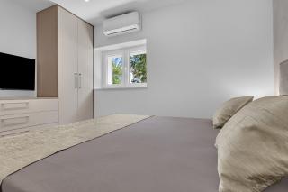 Modern City Center Apartment Max - 2