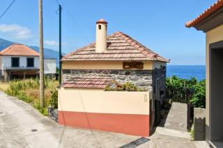 Casinha do Mar by GALMI - 9
