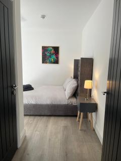 Newly Refurbished 1 Bedroom Flat - Weston-super-Mare - 1