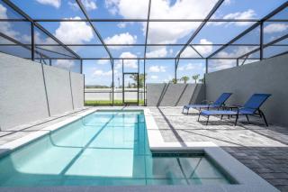 Luxury 5BR Villa with Private Pool, Themed Bedrooms & Sophisticated Design - 3