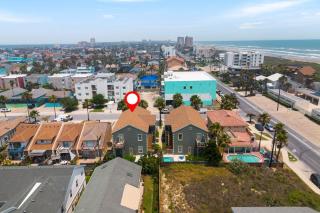 2 Bed 2 Bath 2nd Fl Condo by Beach with Pool - 8