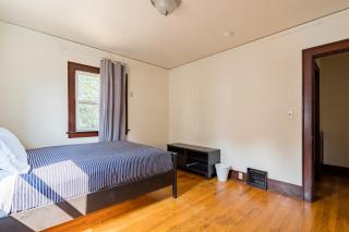 Bright Airy Bungalow AC Fast WiFi Prime SE - Portland - 5