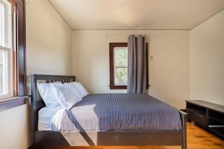 Bright Airy Bungalow AC Fast WiFi Prime SE - Portland - 6