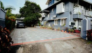 The French Square - 8