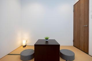 Bridge Stay Tengachaya - Hotel Quality, Direct to Kansai Airport , 6-min Walk from Midosuji , Sakaisuji Lines , Sleeps 3 to 4 Guests - 5