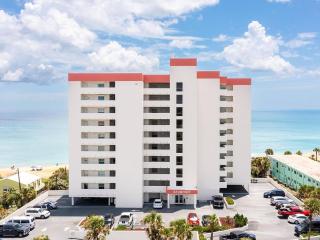 Quiet direct oceanfront 2 bed 2 bath condo w/pool - 3