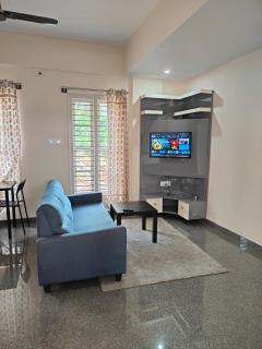 Isiri Service Apartment - Bangalore - 0