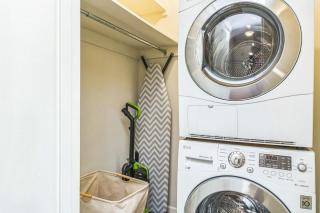 DCA Family Suite-Free Parking-Sleeps 8-Exec Stays! - 8