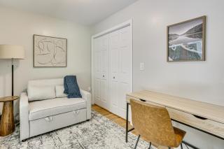 Boat, Fish and Unwind Waterfront Gem in Pocono Mtns - 1