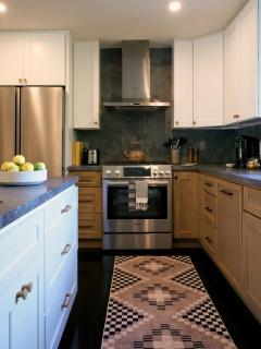 NEW Designer Hollywood Hills Hideaway by Universal - 2