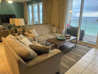 Deluxe 2 bedroom Beach Front at Majestic Sun Resort - 5