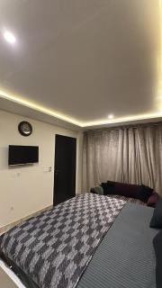 Cozy Apartment Near Eiffel Tower - 3
