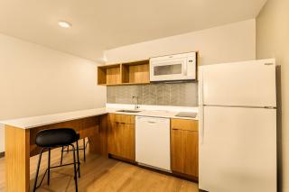 LivAway Suites Salt Lake City- Draper - 4