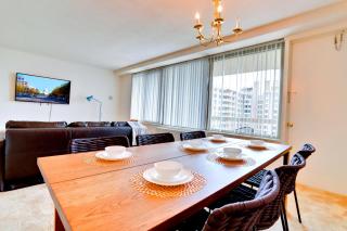 Contemporary Apt in Crystal City w Access Pool - 7