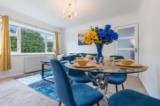 OPK STAYS - Stylish 2 bed Coventry train Station Apt, City Centre, Sleeps 4, FREE Parking, Free Netflix - Coventry - 5