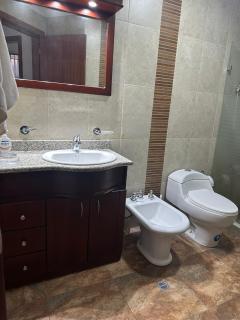 Casa Independiente - Lujo y Comodidad - Ambato - 9