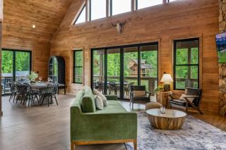 Mountain Family Retreat - Pool - Hot Tub - Games - Sevierville - 1