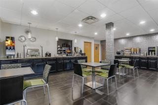 Best Western Commerce Inn - 4