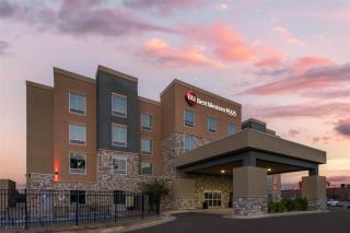 Best Western Plus McPherson - 0