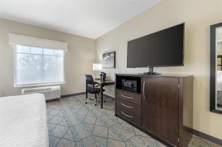 Best Western Plus McPherson - 2