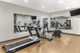 Best Western Plus Fort Worth Forest Hill Inn & Suites - 1